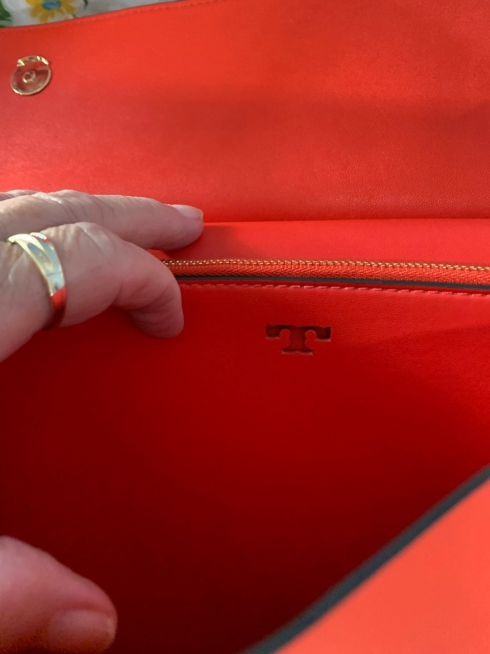 Tory Burch Block T Leather Satchel Crossbody Bag Vibrant Red - Picture 13 of 15